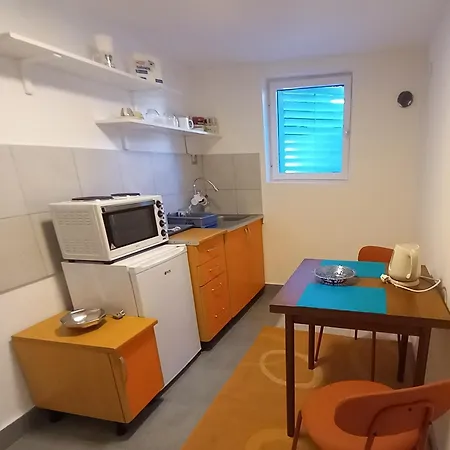 Διαμέρισμα Marahome *